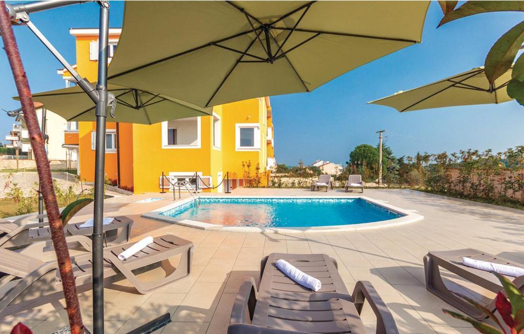 Apartments Sun Premantura Ngoại thất bức ảnh